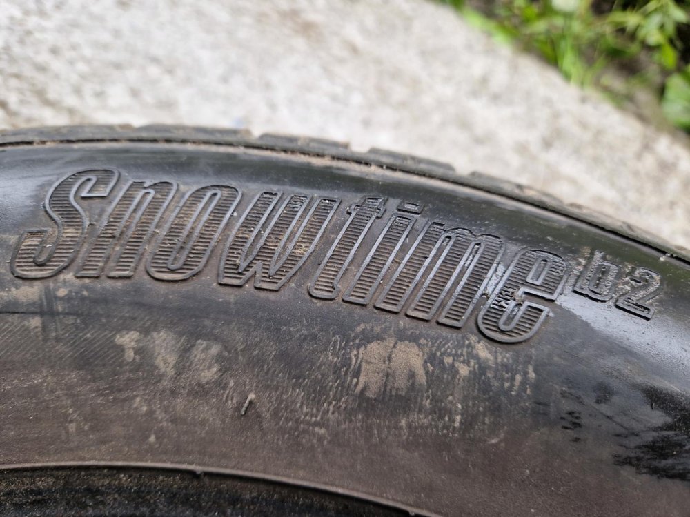 2 KS ZIMNÍ PNEUMATIKA RIKEN SNOWTIME B2 - 205/60 R16 92H - 20494