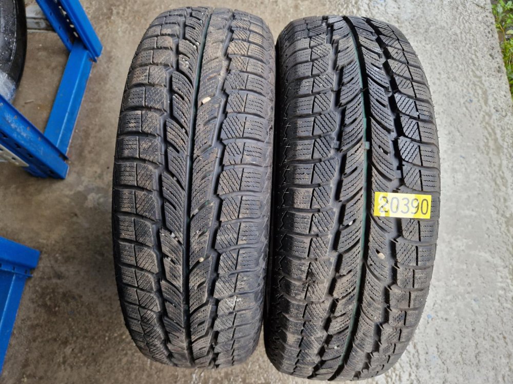 2 KS ZIMNÍ PNEUMATIKA ROYAL BLACK ROYALSNOW 185/65 R15 88H - 20390