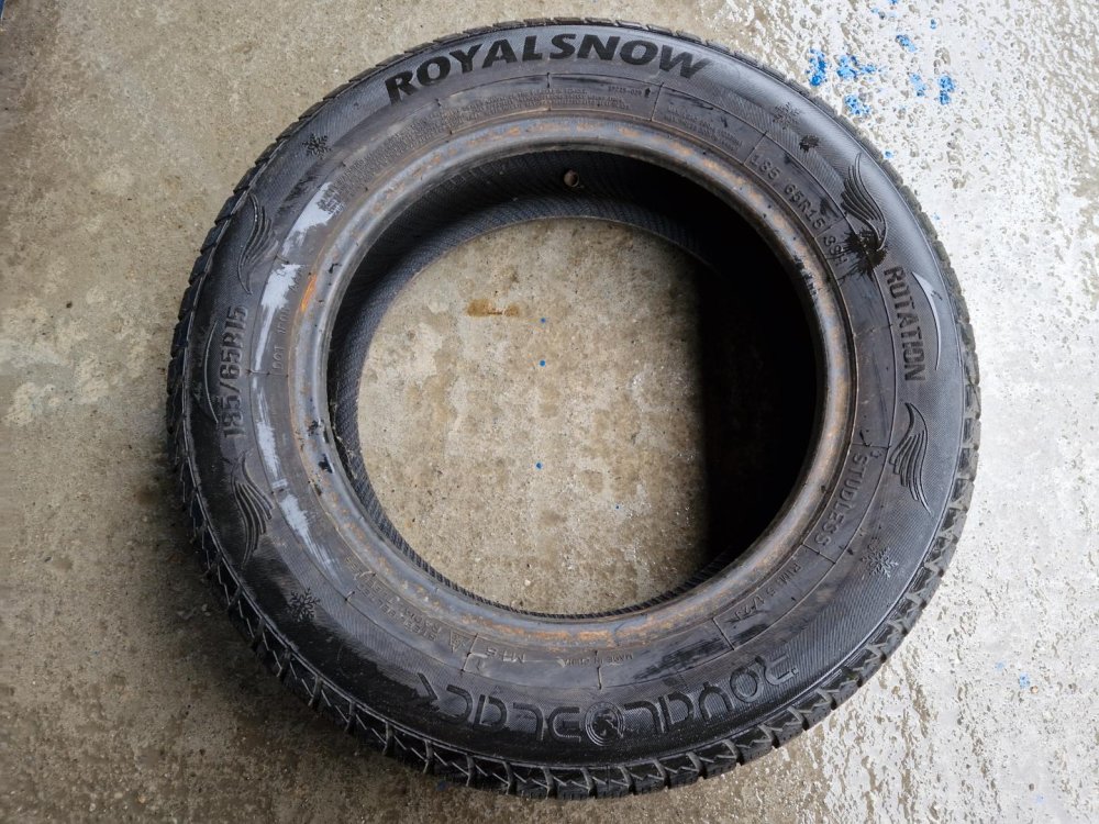 2 KS ZIMNÍ PNEUMATIKA ROYAL BLACK ROYALSNOW 185/65 R15 88H - 20390