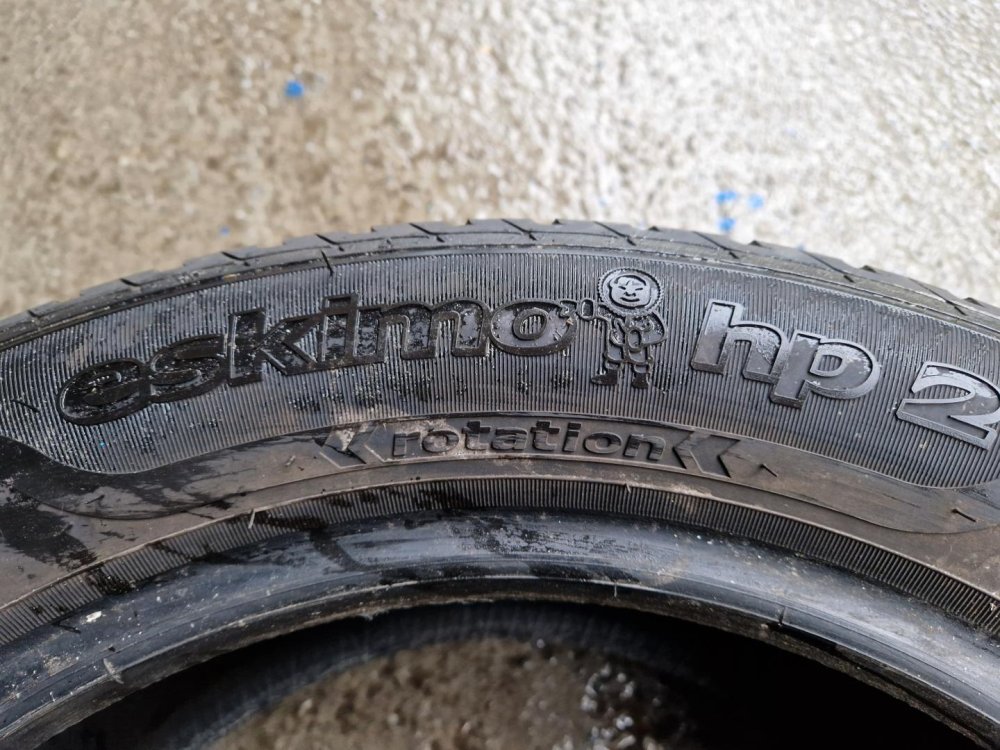2 KS ZIMNÍ PNEUMATIKA SAVA ESKIMO HP2 - 215/55 R16 93H - 20409