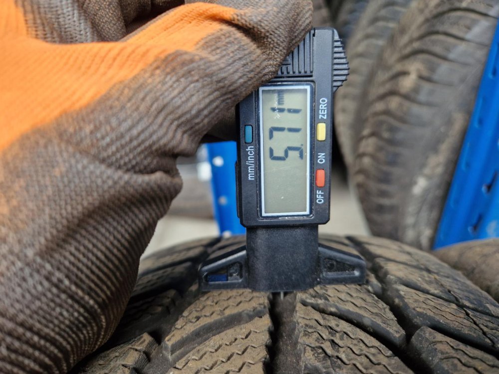 2 KS ZIMNÍ PNEUMATIKA SAVA ESKIMO S3+  195/60 R15 88T - 20644
