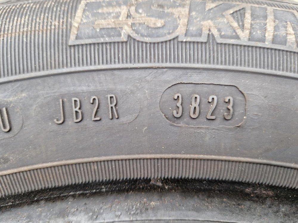2 KS ZIMNÍ PNEUMATIKA SAVA ESKIMO S3+ 165/70 R14 81T - 20562