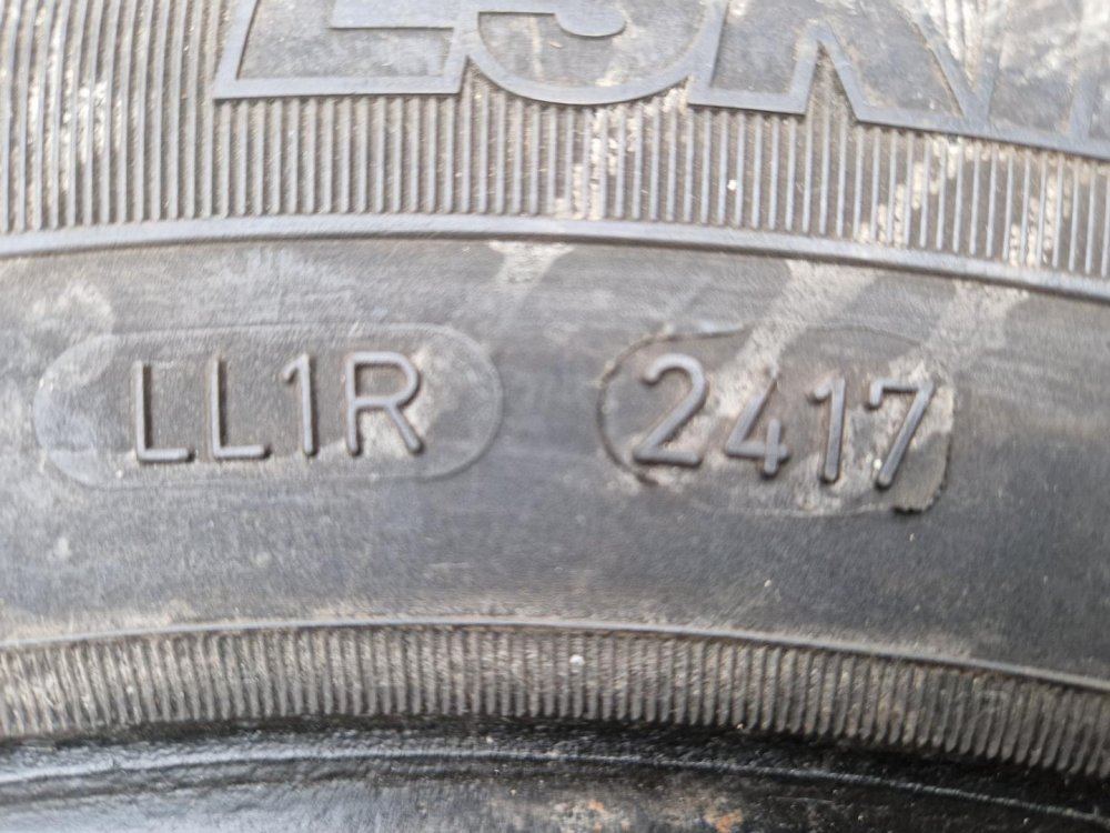 2 KS ZIMNÍ PNEUMATIKA SAVA ESKIMO S3+ 185/65 R14 86T - 20457