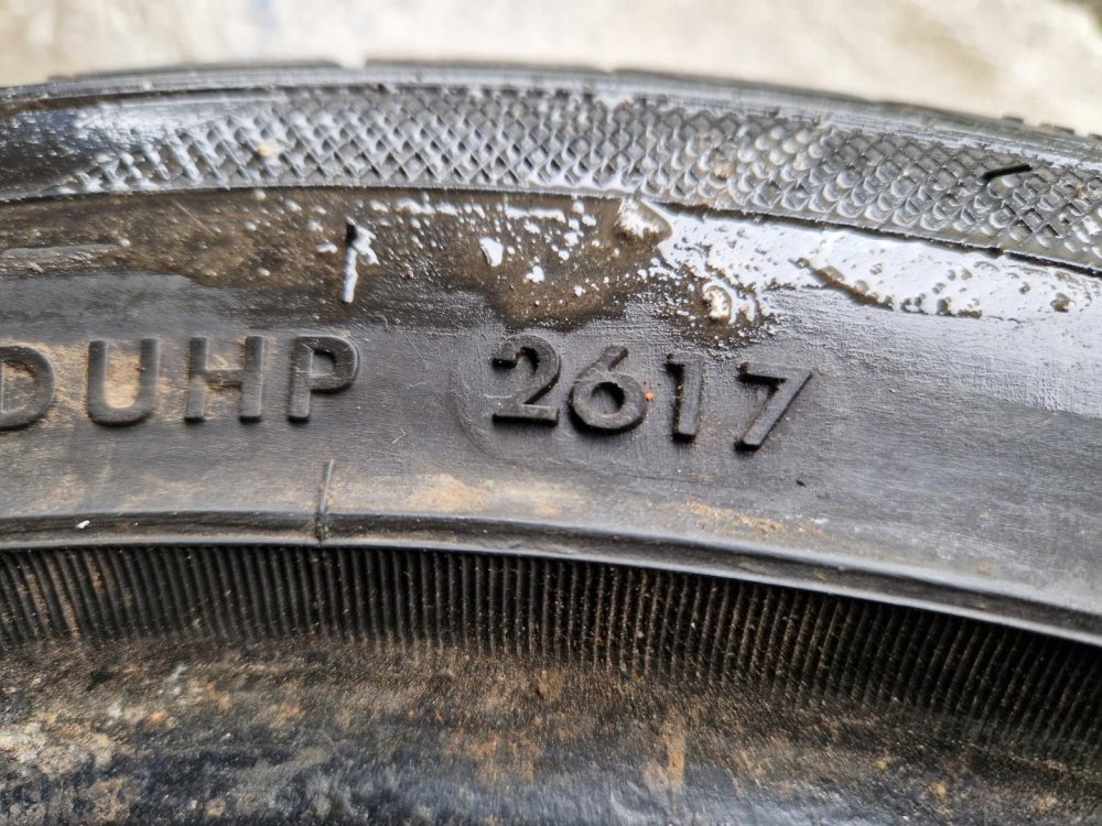 2 KS ZIMNÍ PNEUMATIKA TOMKET SNOWROAD PRO3 - 235/45 R17 97V - 20495