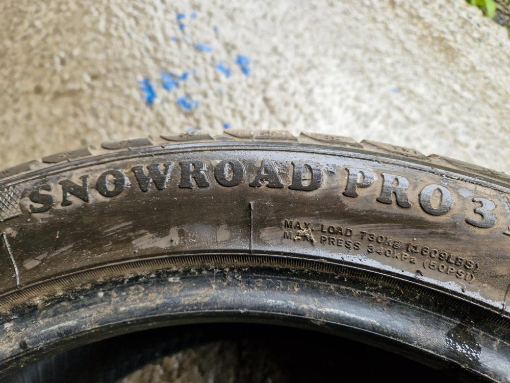 2 KS ZIMNÍ PNEUMATIKA TOMKET SNOWROAD PRO3 - 235/45 R17 97V - 20495