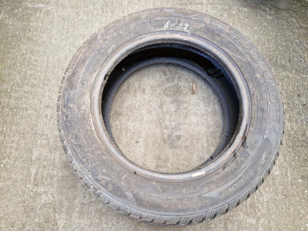2 KS ZIMNÍ PNEUMATIKA TRAZANO SNOWMASTER SW608 - 175/65 R14 82H - 20597