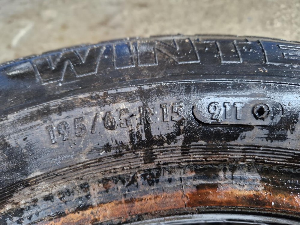 2 KS ZIMNÍ PNEUMATIKA VRANÍK WINTER 790 - 195/65 R15 91T - 20507