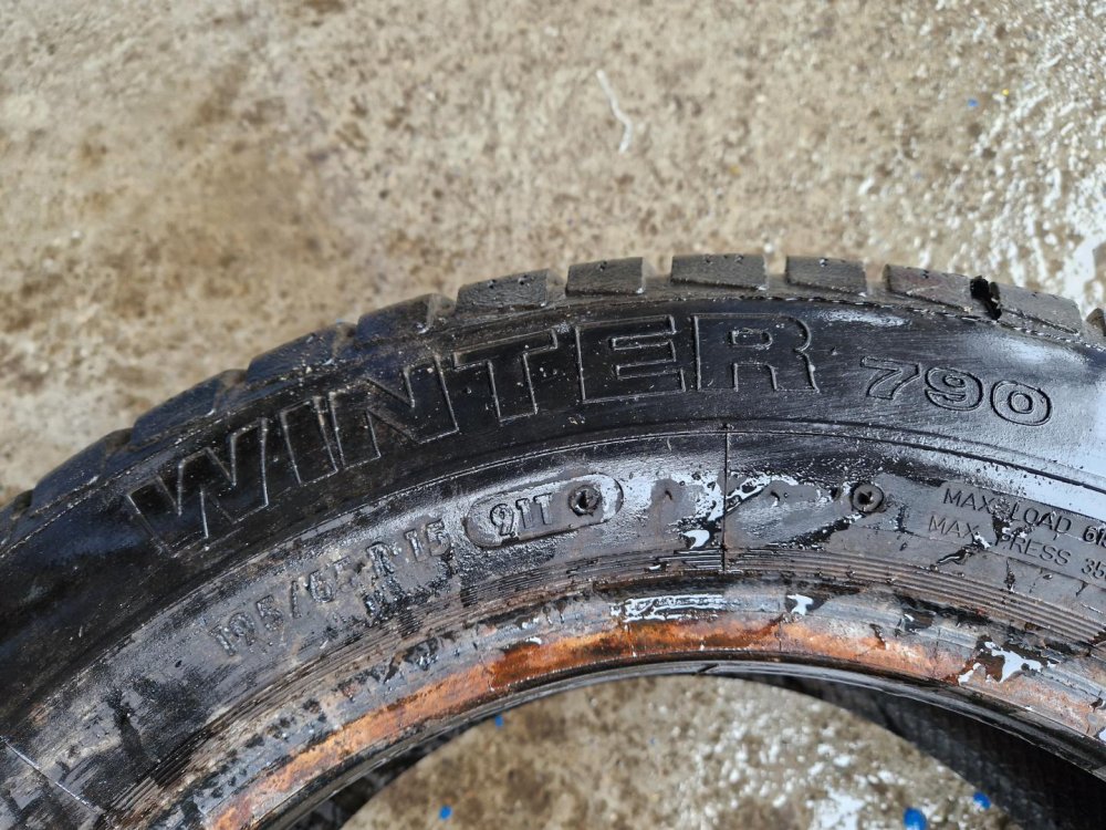 2 KS ZIMNÍ PNEUMATIKA VRANÍK WINTER 790 - 195/65 R15 91T - 20507