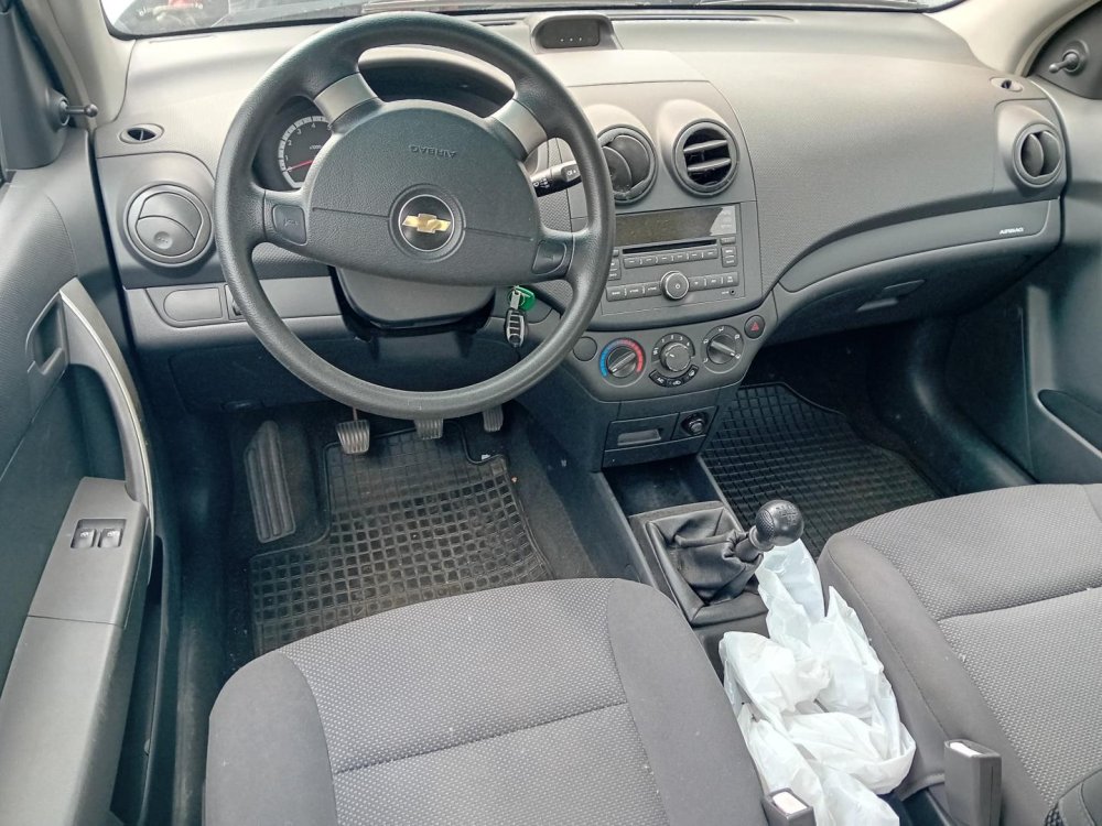 Chevrolet Aveo 1.4 ( F14D3 ) 69kW r.2008 šedá na náhradní díly