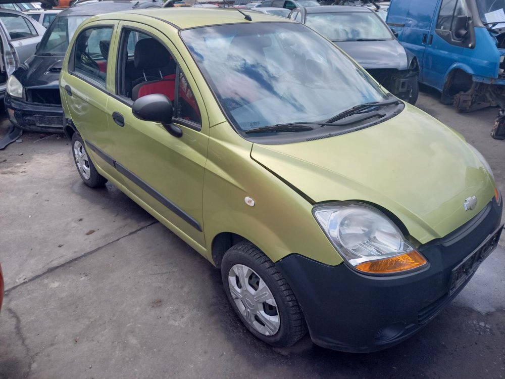 Chevrolet Spark 0.8 ( A08S3 ) 38kW r.2008 zelená na náhradní díly 