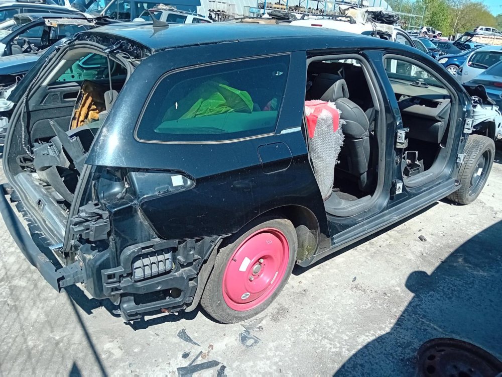 Citroen C5 2.2 HDI 16V ( 4HT ) 125kW r.2008 černá na náhradní díly