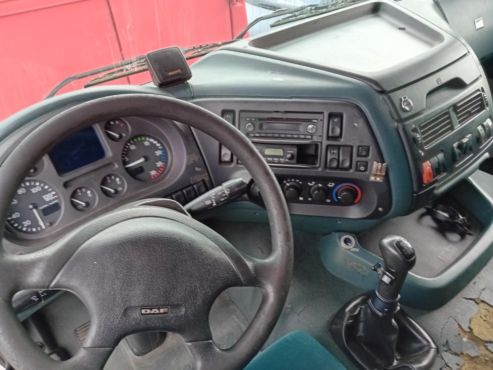 DAF FT 95 XF 480 12580ccm ( XE 355 C1 ) 355kW r.2005 na náhradní díly