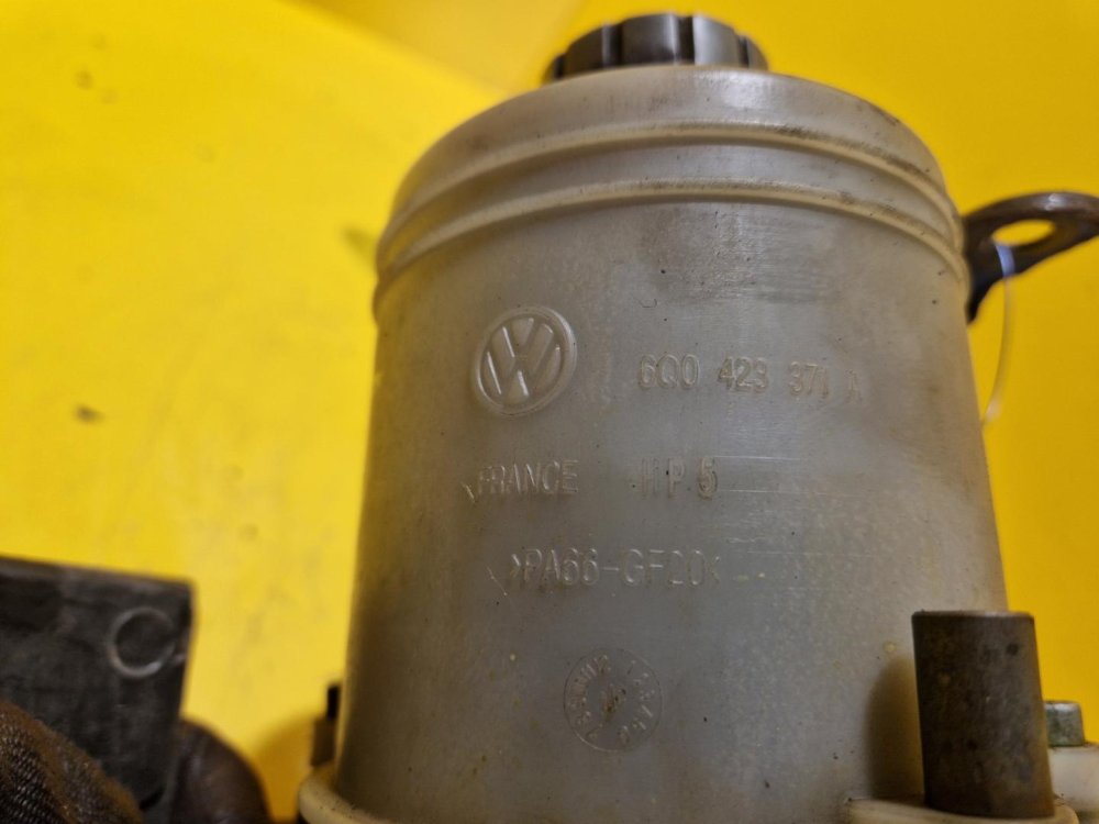 ELEKTRICKÉ SERVO ČERPADLO  6Q0423155AD  - KOYO - ŠKODA , SEAT , VW  - 18646
