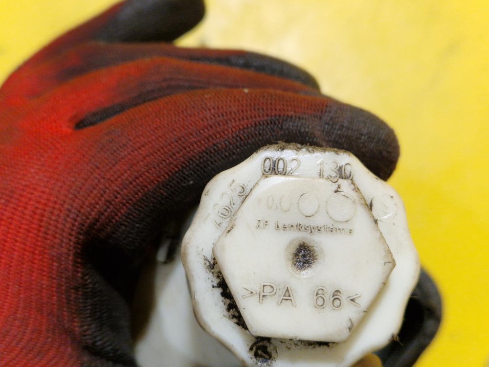 ELEKTRICKÉ SERVO ČERPADLO 13192897 - ZF - OPEL ASTRA H , ZAFIRA B - 19822