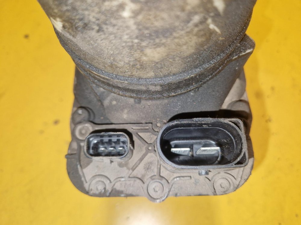 ELEKTRICKÉ SERVO ČERPADLO 7625062115  ZF - OPEL ASTRA H , ZAFIRA B - 18742