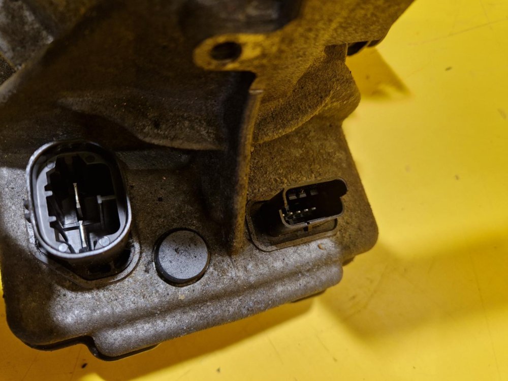 ELEKTRICKÉ SERVO ČERPADLO TRW - 9686207180 - PEUGEOT 308 I - 18644
