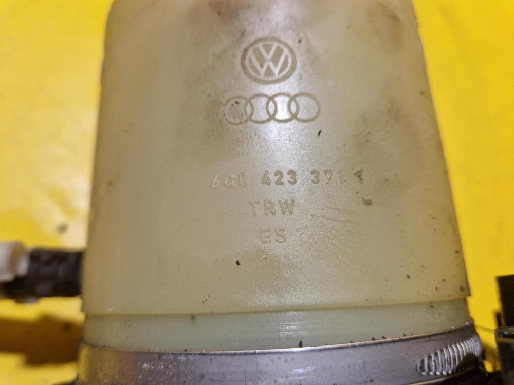 ELEKTRICKÉ SERVO ČERPADLO TRW - ŠKODA FABIA I / SEAT IBIZA III, CORDOBA II / VW LUPO, POLO IV - 20058 ELEKTRICKÉ SERVO ČERPADLO TRW - ŠKODA FABIA I / SEAT IBIZA III, CORDOBA II / VW LUPO, POLO IV - 20058
