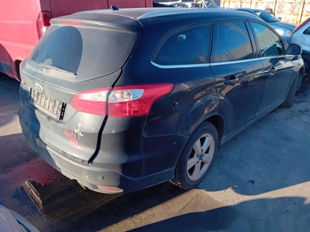 Ford Focus III 2.0 TDCi ( UFDB ) 103kW r.2014 černá na náhradní díly Ford Focus III 2.0 TDCi ( UFDB ) 103kW r.2014 černá na náhradní díly