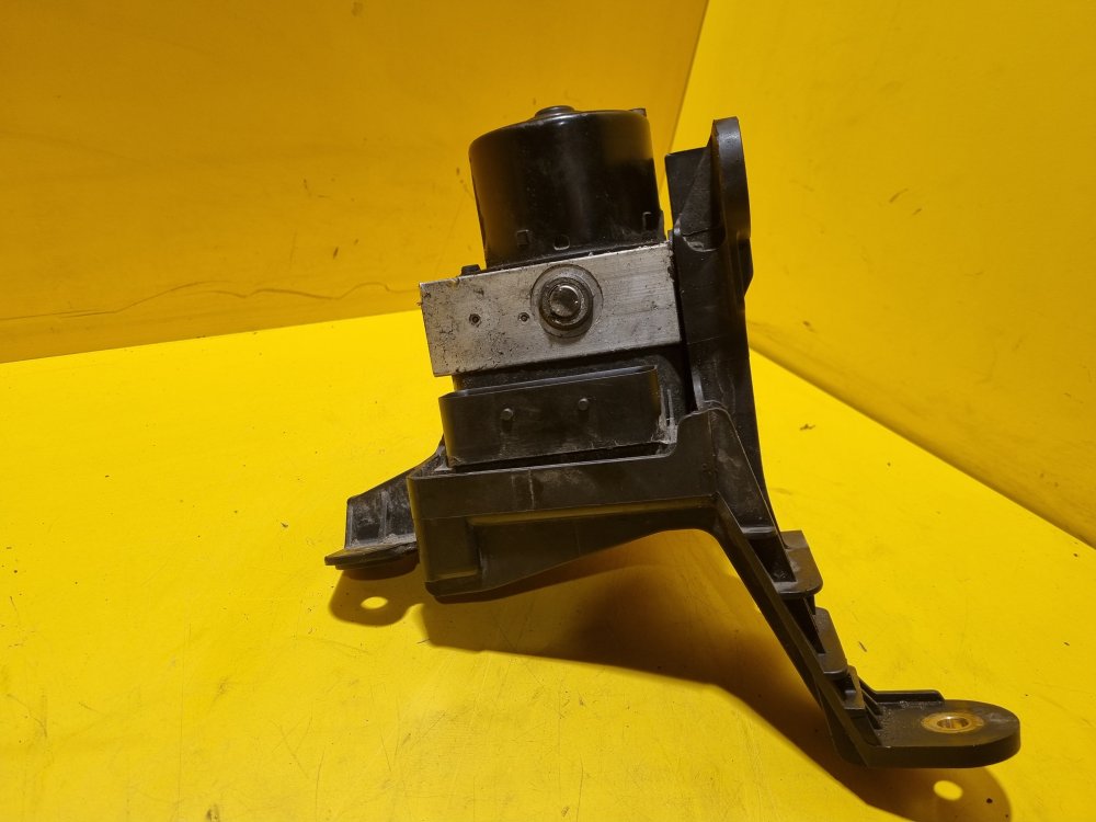 JEDNOTKA ABS - 13234911 - OPEL ASTRA H / ZAFIRA B - 17604
