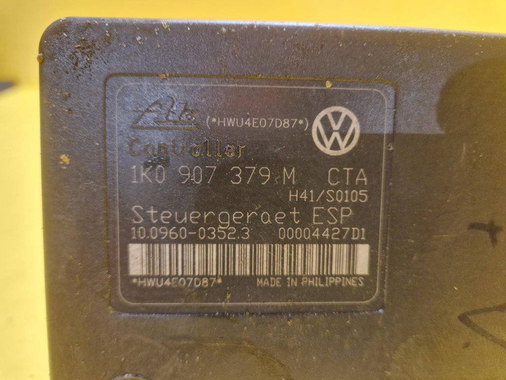 JEDNOTKA ABS - 1K0907379M - ŠKODA OCTAVIA II / VW GOLF V, TOURAN I / SEAT LEON II, TOLEDO III, ALTEA / AUDI A3 - 18744