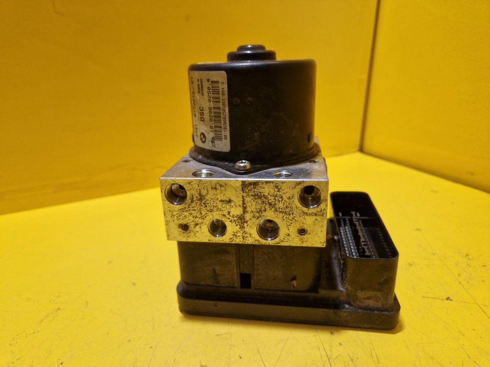 JEDNOTKA ABS - 3451-6772213-01 - BMW 1 I (E87, E90), 3 V (E81) - 19363