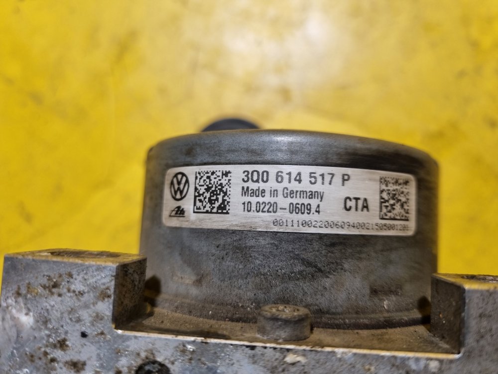 JEDNOTKA ABS - 3Q0614517P - ŠKODA OCTAVIA III / SEAT LEON III - 17514