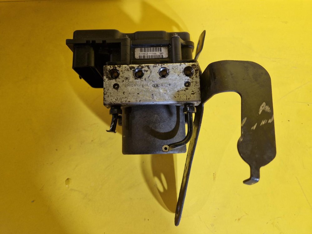 JEDNOTKA ABS - 58920-1H400 - HYUNDAI I30 I / KIA CEED I - 17334 