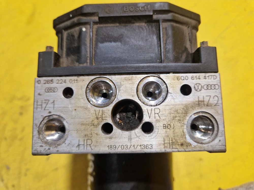 JEDNOTKA ABS - 6Q0907379D - ŠKODA FABIA I / VW POLO IV / SEAT IBIZA III, CORDOBA II - 19406