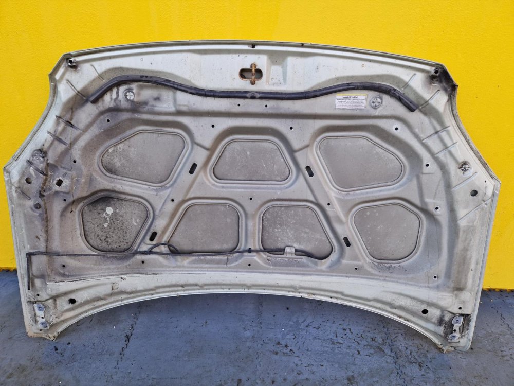 KAPOTA KIA SPORTAGE II, STŘÍBRNÁ - 15048
