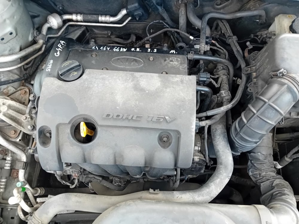 Kia Ceed 1.4 ( G4FA ) 66kW r.2010 hnědá na náhradní díly Kia Ceed 1.4 ( G4FA ) 66kW r.2010 hnědá na náhradní díly