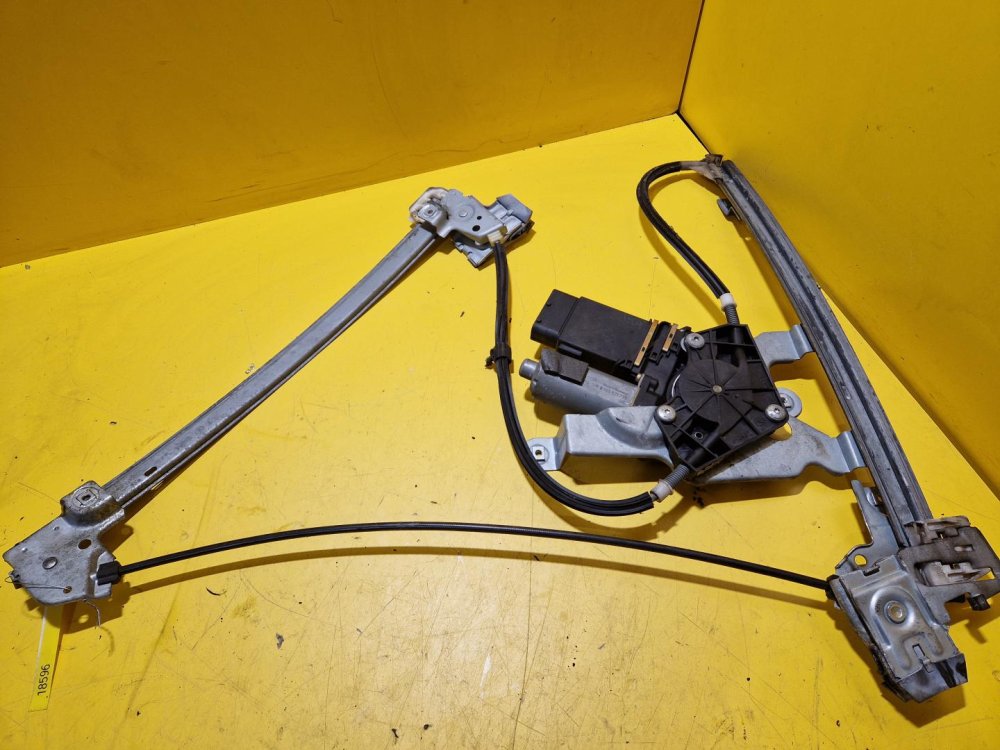 LEVÁ PŘEDNÍ STAHOVAČKA OKNA S MOTORKEM 101446203 - ŠKODA OCTAVIA I - 18596 LEVÁ PŘEDNÍ STAHOVAČKA OKNA S MOTORKEM 101446203 - ŠKODA OCTAVIA I - 18596