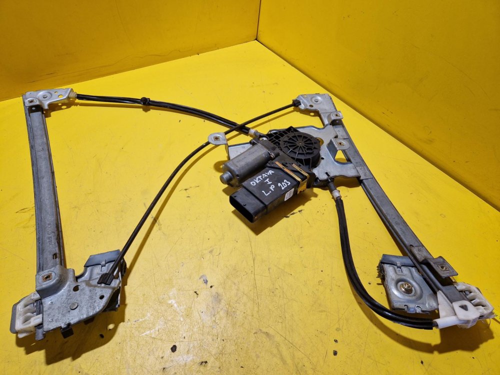 LEVÁ PŘEDNÍ STAHOVAČKA OKNA S MOTORKEM 101446203 - ŠKODA OCTAVIA I - 18693 LEVÁ PŘEDNÍ STAHOVAČKA OKNA S MOTORKEM 101446203 - ŠKODA OCTAVIA I - 18693