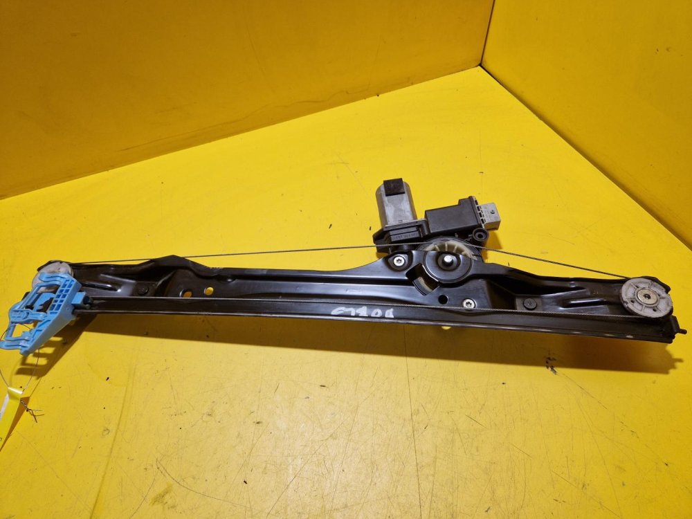 LEVÁ PŘEDNÍ STAHOVAČKA OKNA S MOTORKEM 5000887 DIAT DOBLO II - 18503 LEVÁ PŘEDNÍ STAHOVAČKA OKNA S MOTORKEM 5000887 DIAT DOBLO II - 18503