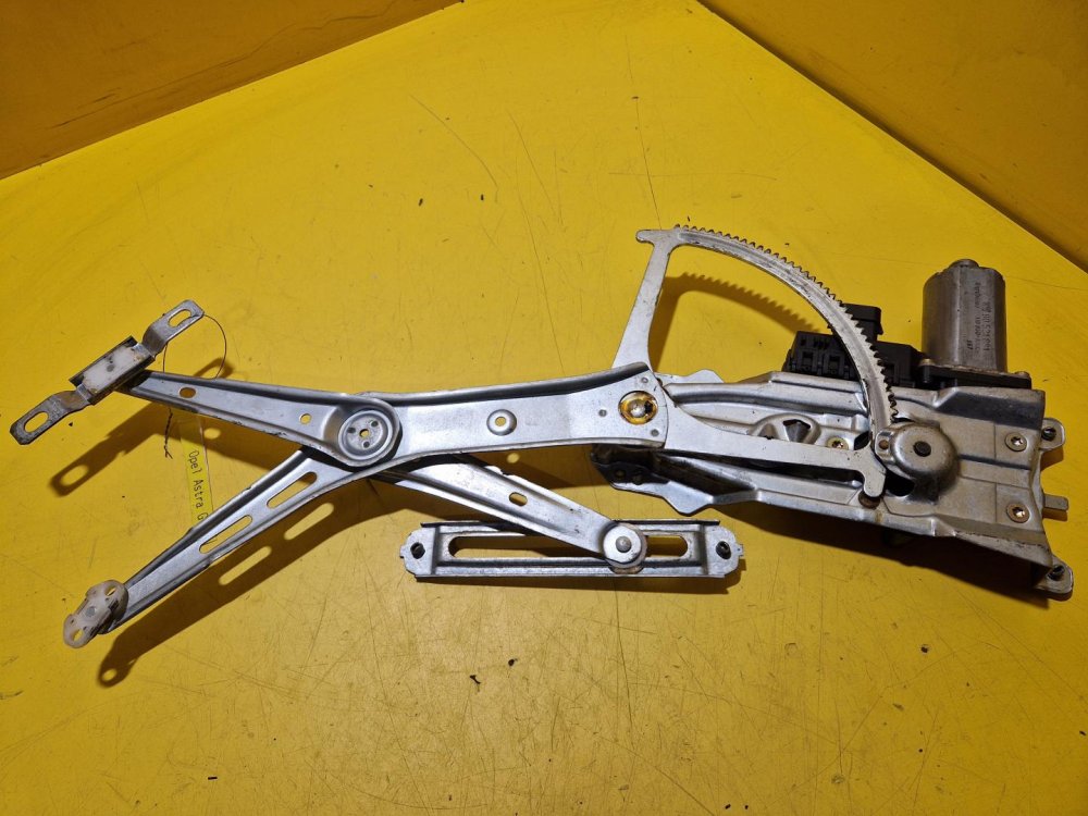 LEVÁ PŘEDNÍ STAHOVAČKA OKNA S MOTORKEM 90521881 OPEL ASTRA G - 18600 LEVÁ PŘEDNÍ STAHOVAČKA OKNA S MOTORKEM 90521881 OPEL ASTRA G - 18600