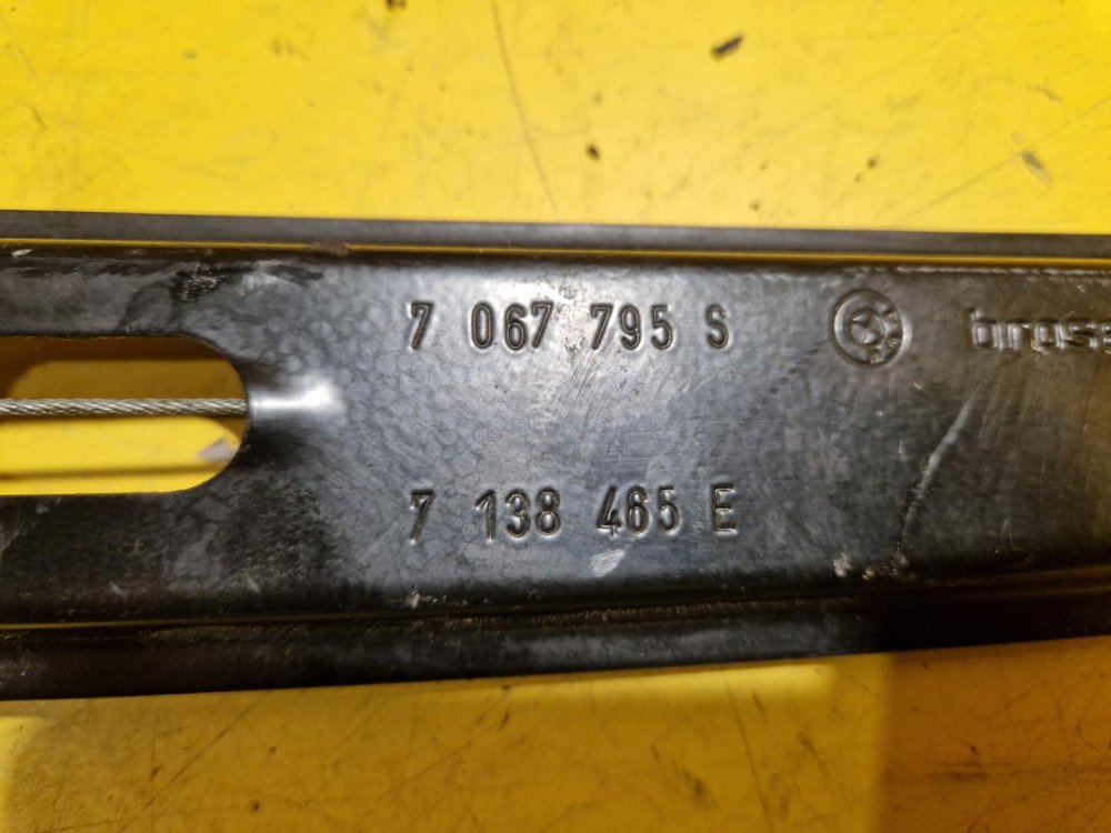 LEVÁ PŘEDNÍ STAHOVAČKA OKNA S MOTORKEM 996624101 - BMW 1 E87 (2003-2011) - 18597 LEVÁ PŘEDNÍ STAHOVAČKA OKNA S MOTORKEM 996624101 - BMW 1 E87 (2003-2011) - 18597