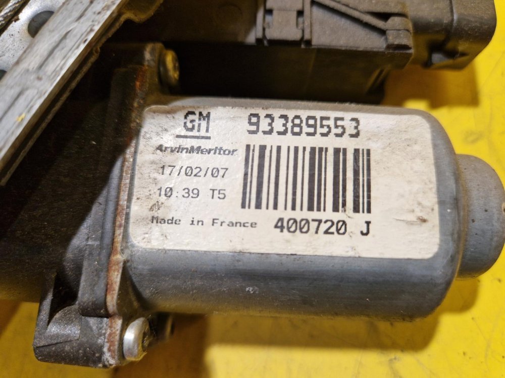 LEVÁ ZADNÍ STAHOVAČKA OKNA S MOTORKEM 93389553 OPEL MERIVA A - 18499 LEVÁ ZADNÍ STAHOVAČKA OKNA S MOTORKEM 93389553 OPEL MERIVA A - 18499