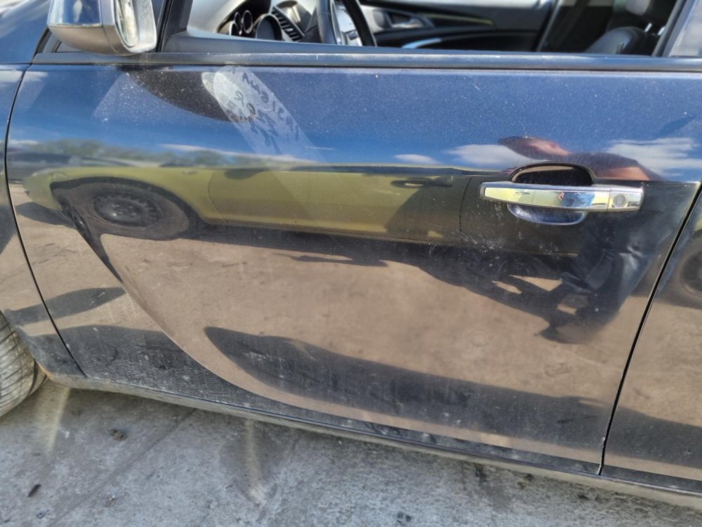 LEVÉ PŘEDNÍ DVEŘE OPEL INSIGNIA A, ČERNÉ Z20R - 18214