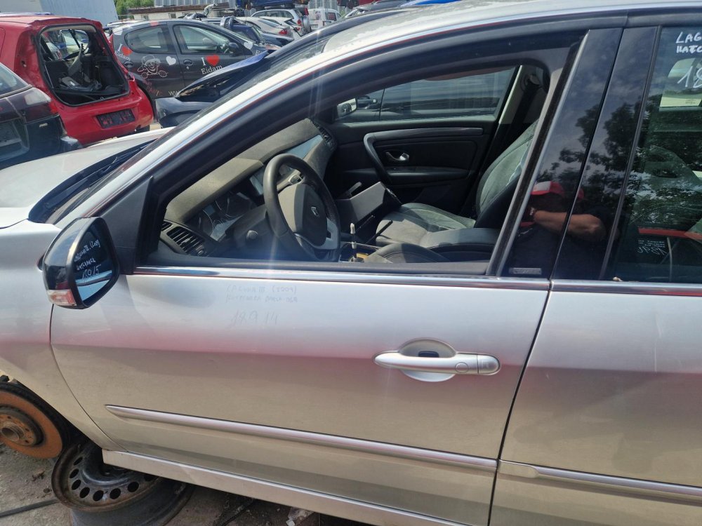 LEVÉ PŘEDNÍ DVEŘE RENAULT LAGUNA III, STŘÍBRNÁ 069 - 18914