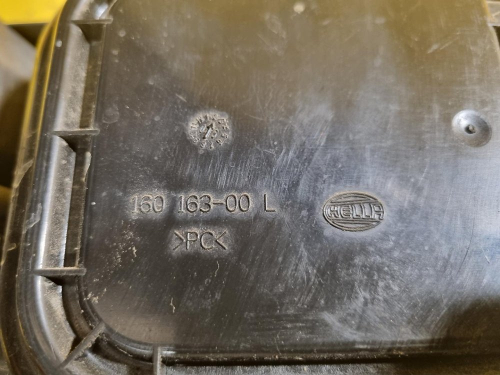 LEVÉ PŘEDNÍ BI-XENON SVĚTLO AUDI A6 C6 - 18691