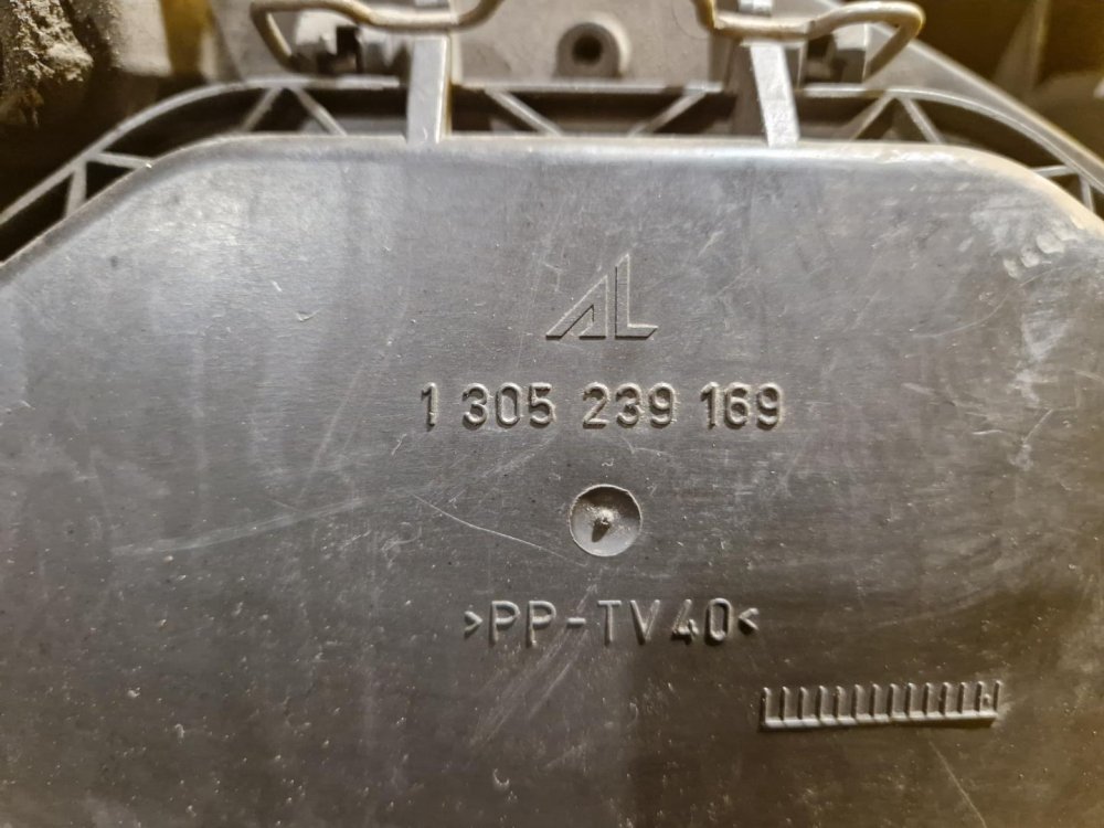 LEVÉ PŘEDNÍ SVĚTLO FORD GALAXY I (WGR), FACELIFT - 18857 LEVÉ PŘEDNÍ SVĚTLO FORD GALAXY I (WGR), FACELIFT - 18857