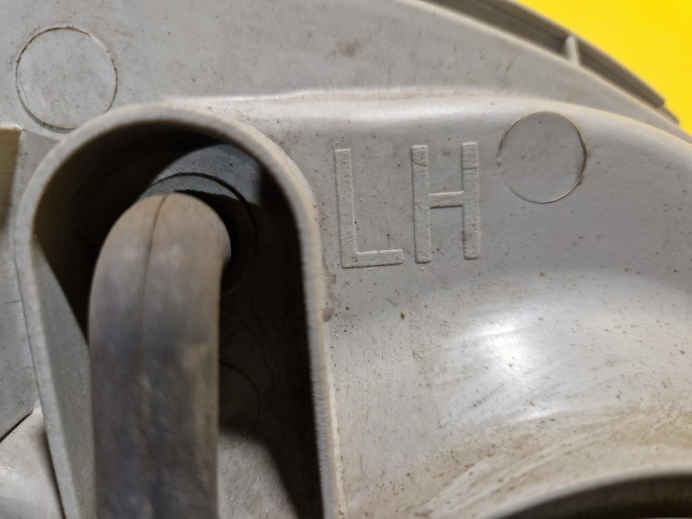 LEVÉ PŘEDNÍ SVĚTLO HYUNDAI ATOS - 18552