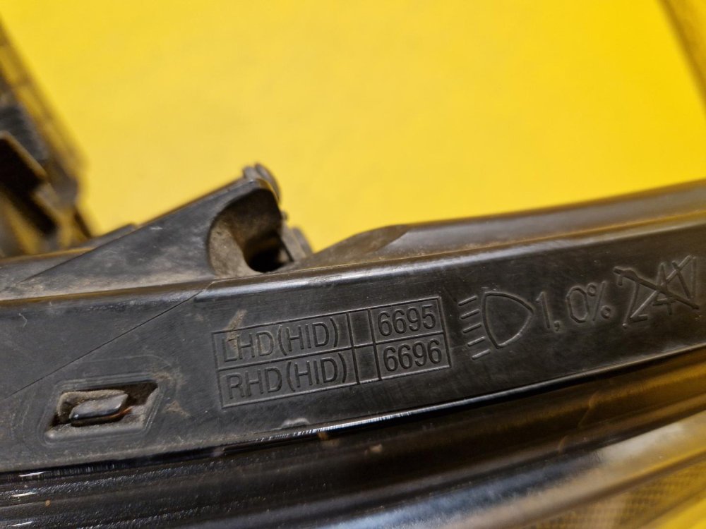 LEVÉ PŘEDNÍ SVĚTLO HYUNDAI I30 II ( GD ) - 20371 LEVÉ PŘEDNÍ SVĚTLO HYUNDAI I30 II ( GD ) - 20371