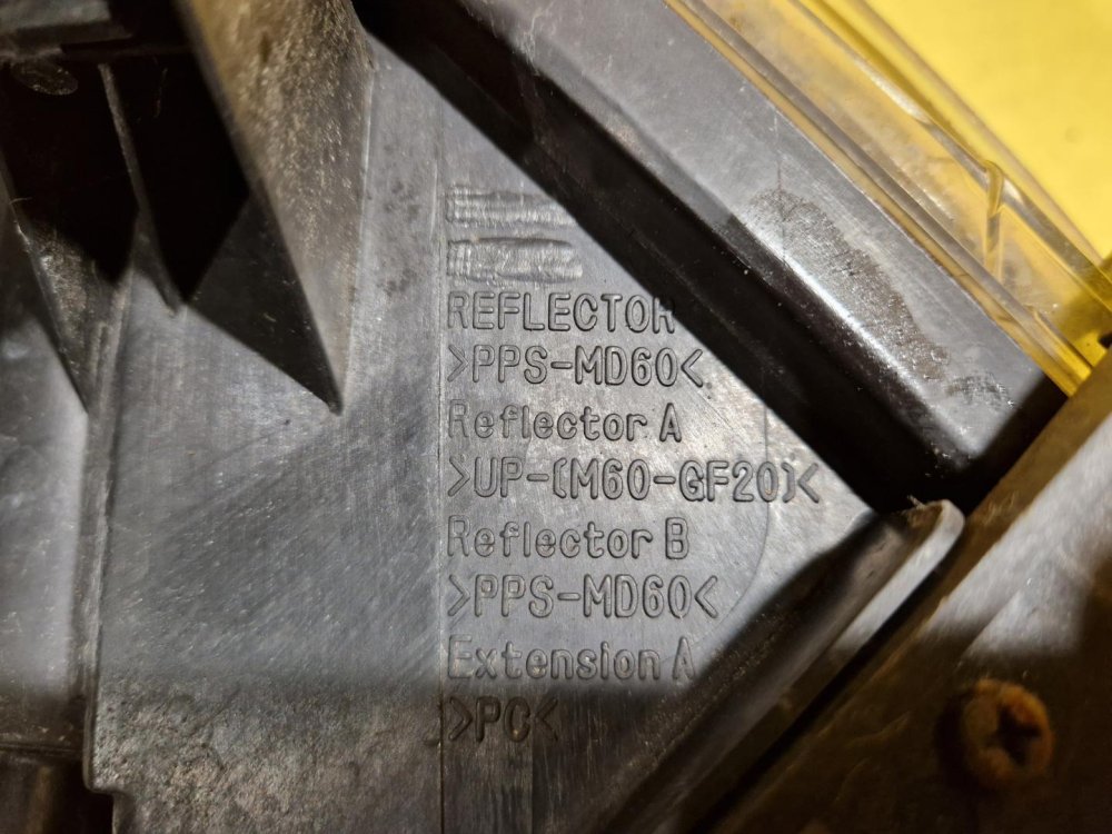 LEVÉ PŘEDNÍ SVĚTLO MAZDA 6 II (GH)  - 20467