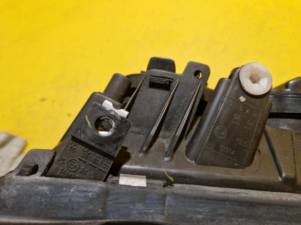 LEVÉ PŘEDNÍ SVĚTLO ŠKODA FABIA I, FACELIFT - 19991 LEVÉ PŘEDNÍ SVĚTLO ŠKODA FABIA I, FACELIFT - 19991