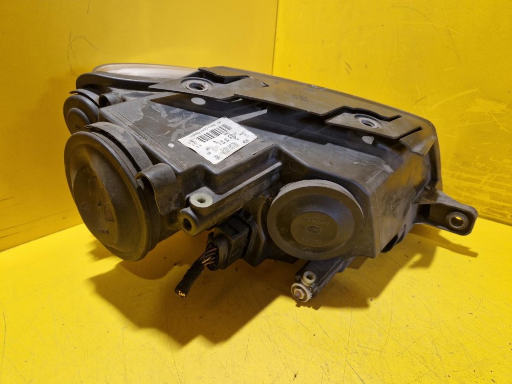 LEVÉ PŘEDNÍ SVĚTLO VW PASSAT B6 S ČOČKOU - 19913 LEVÉ PŘEDNÍ SVĚTLO VW PASSAT B6 S ČOČKOU - 19913