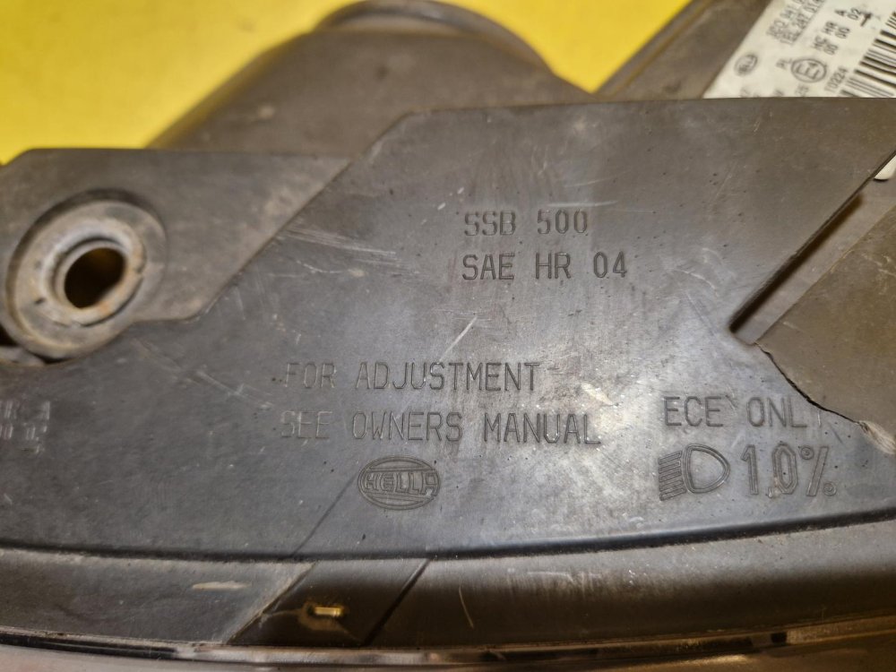 LEVÉ PŘEDNÍ SVĚTLO VW PASSAT B6 S ČOČKOU - 19913 LEVÉ PŘEDNÍ SVĚTLO VW PASSAT B6 S ČOČKOU - 19913