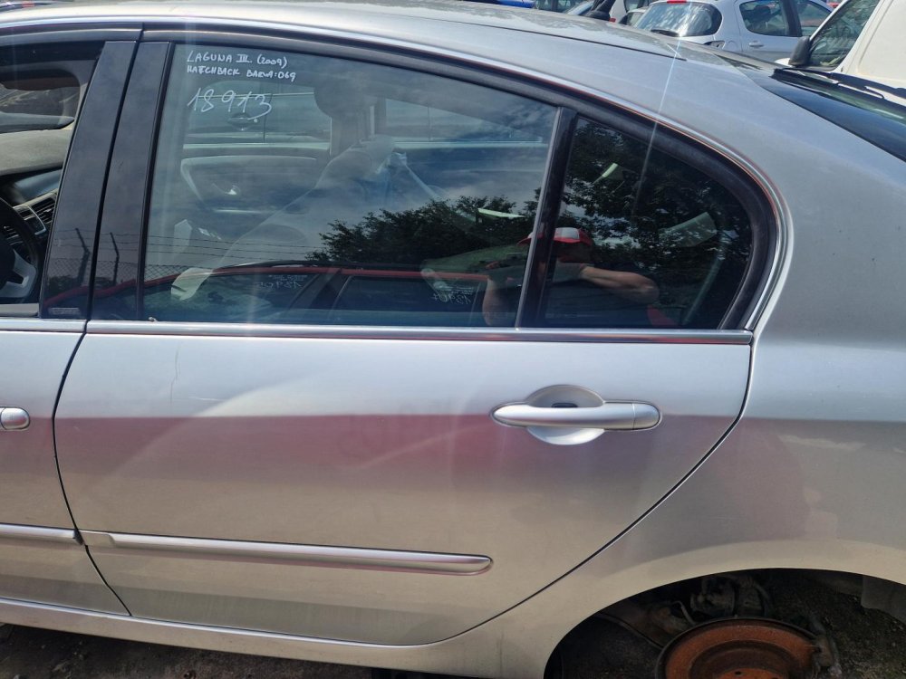 LEVÉ ZADNÍ DVEŘE RENAULT LAGUNA III, HATCHBACK, STŘÍBRNÁ 069 - 18913