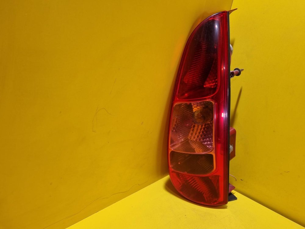 LEVÉ ZADNÍ SVĚTLO PEUGEOT 807 - 17156