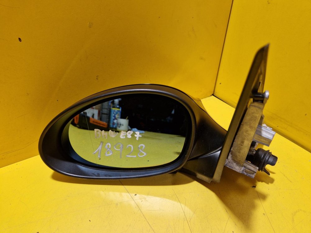 LEVÉ ZRCÁTKO BMW 1 (E81, E82, E87, E88), ČERNÉ, ELEKTRICKÉ - 18928 LEVÉ ZRCÁTKO BMW 1 (E81, E82, E87, E88), ČERNÉ, ELEKTRICKÉ - 18928