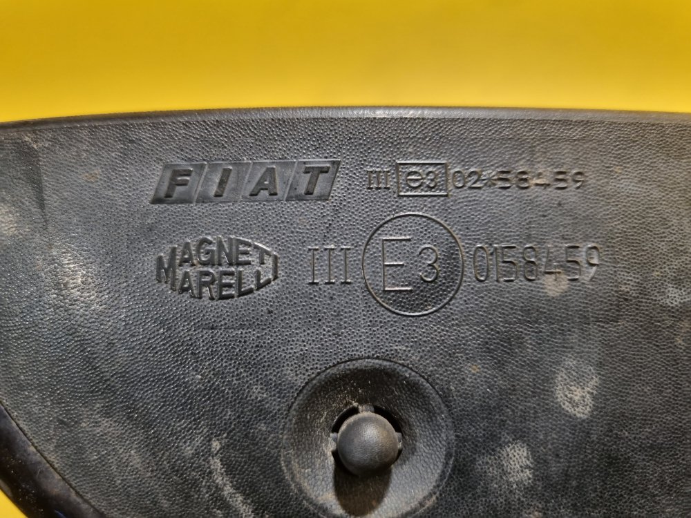 LEVÉ ZRCÁTKO FIAT STILO , MODRÉ, ELEKTRICKÉ - 17921 LEVÉ ZRCÁTKO FIAT STILO , MODRÉ, ELEKTRICKÉ - 17921